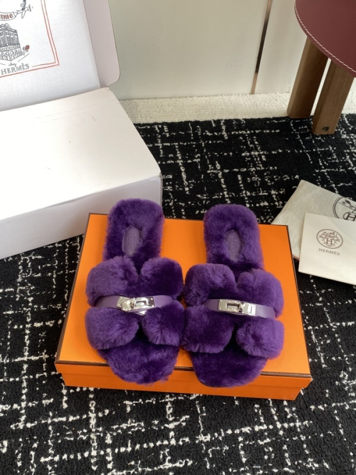 H**mes SLIPPERS