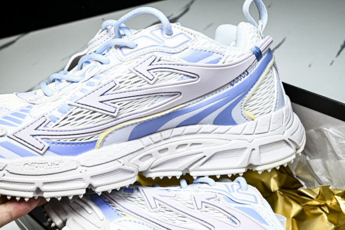 Off-White c/o Virgil Abloh