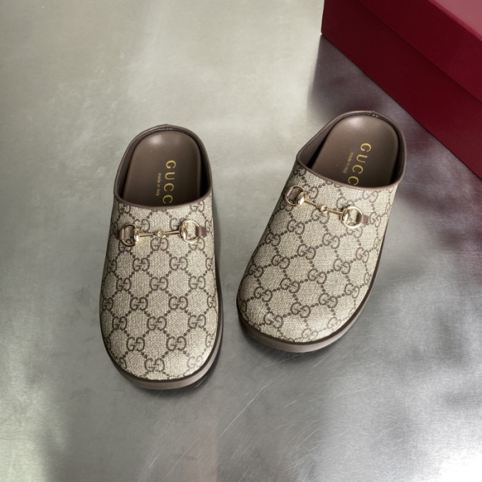 G*u*i SANDALS D06674