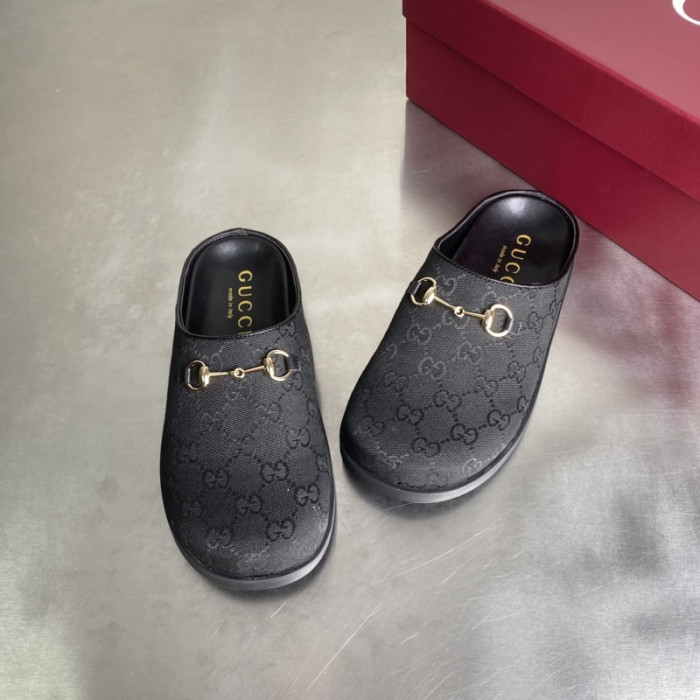 G*u*i SANDALS D06673