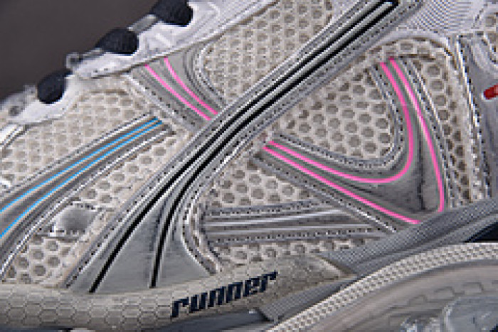 Ba*len*cia*ga Runner 772774 W3RMU 9154