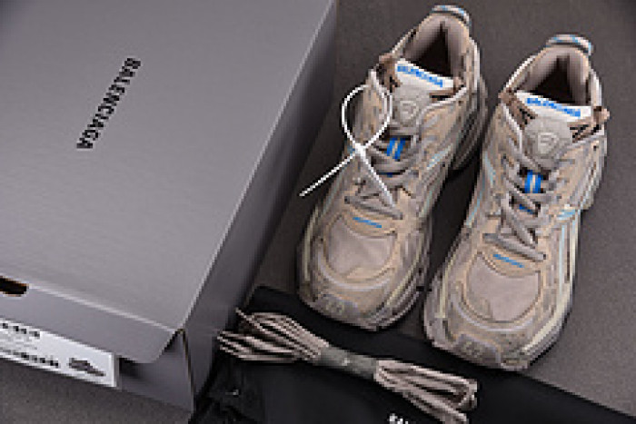 Ba*len*cia*ga Runner 772774 W3RNY 2240