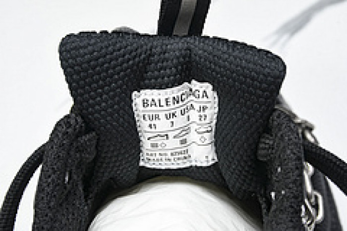 Ba*len*cia*ga 3XL SNEAKER 825622 W3XPL 1882