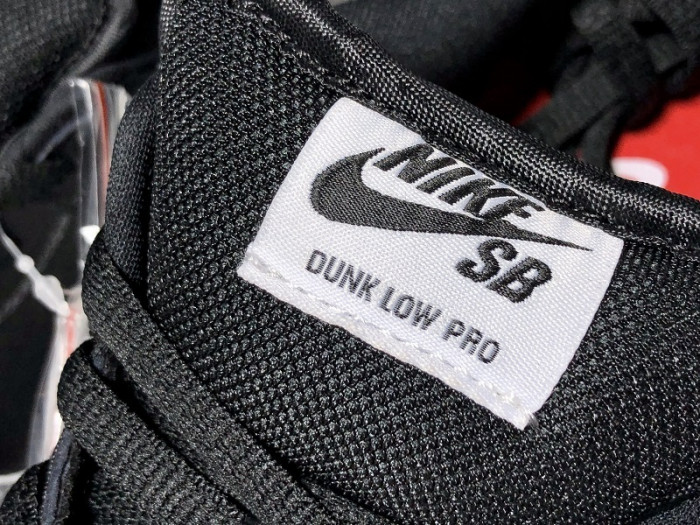 Nike SB Dunk Low S*p*e Jewel Swoosh Silver CK3480-001