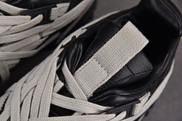 RICK OWENS SNEAKER R1030