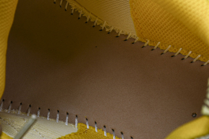 Off-White c/o Virgil Abloh