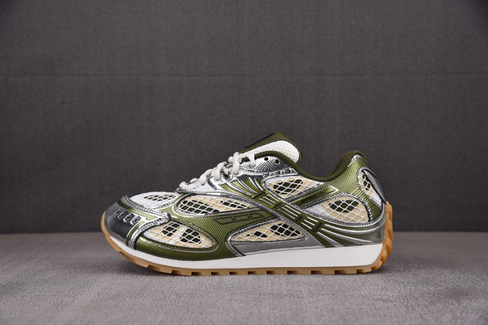 Bo*te*ga Ve*ne*ta BV038