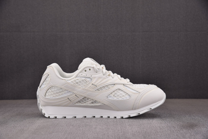 Bo*te*ga Ve*ne*ta BV036