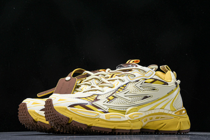 Off-White c/o Virgil Abloh