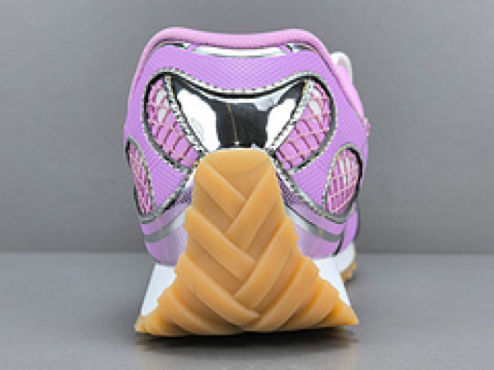 Bo*te*ga Ve*ne*ta BV039