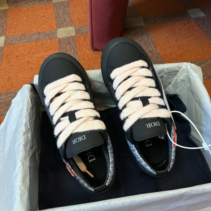 D*0r B33 SNEAKERS D20011