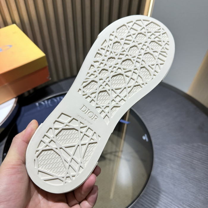 D*0r B33 SNEAKERS D20005