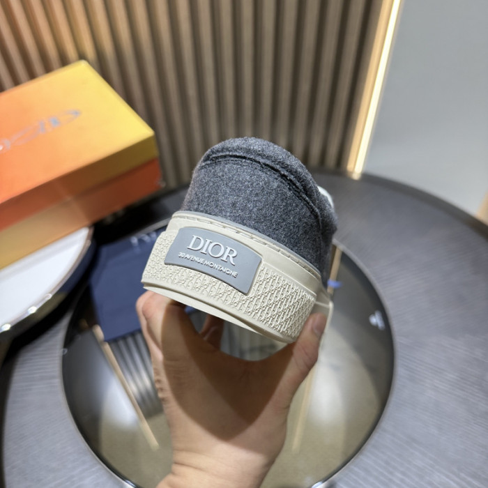 D*0r B33 SNEAKERS D20005