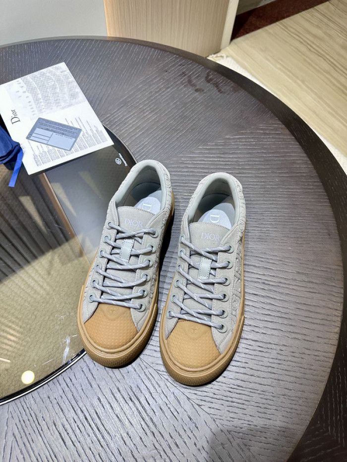 D*0r B33 SNEAKERS D20015