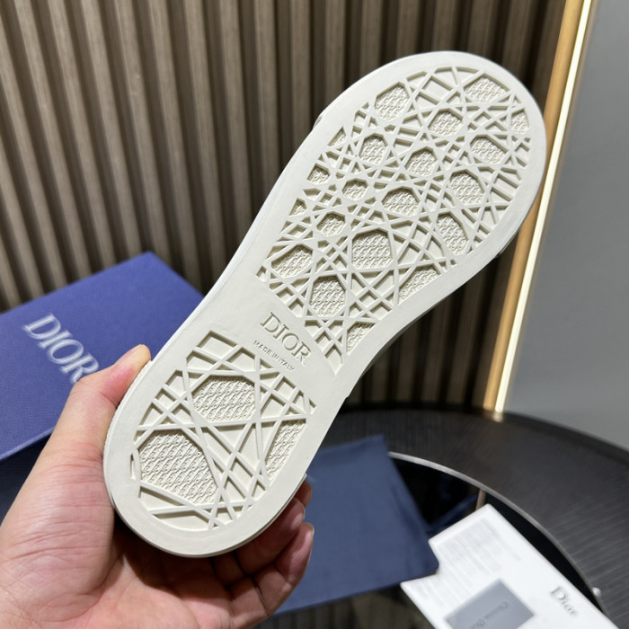 D*0r B33 SNEAKERS D20019