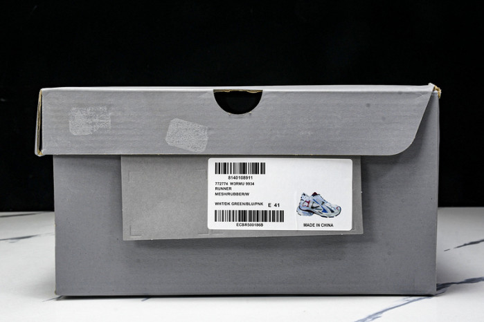 Ba*len*cia*ga Runner 772767 W3RMU 9934