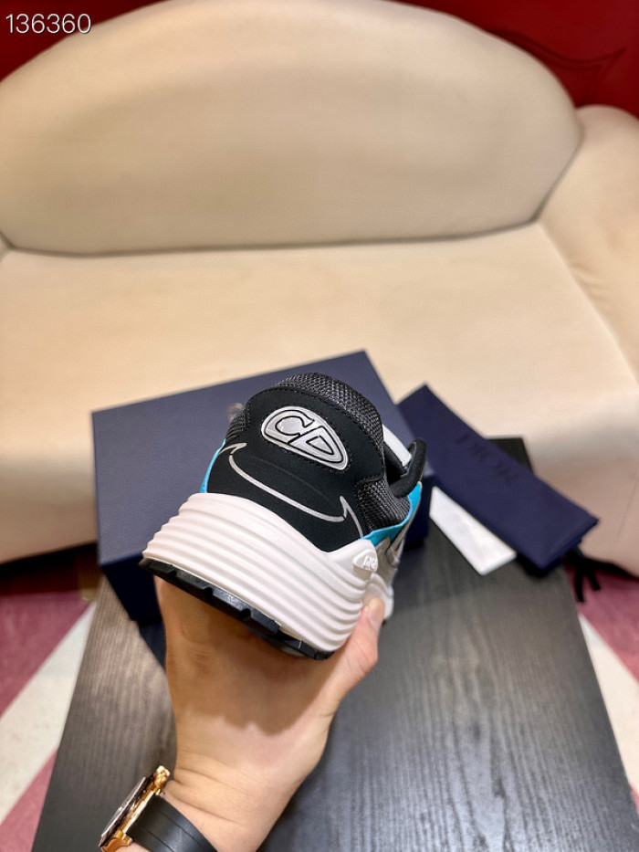 D*0r B30 SNEAKERS D0909