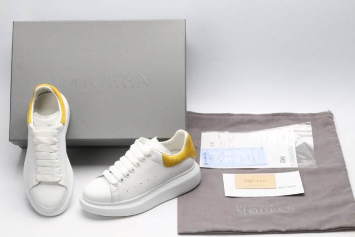 Ale*d*r M*Q*en E2696