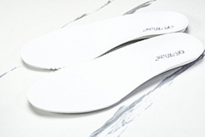 Off-White c/o Virgil Abloh