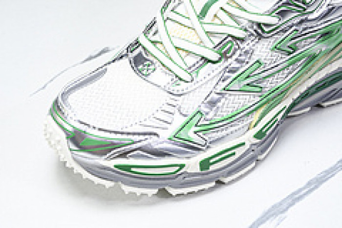 Off-White c/o Virgil Abloh