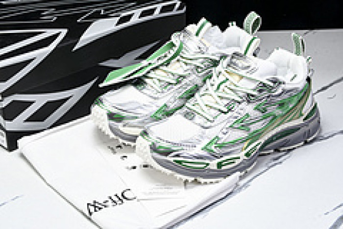 Off-White c/o Virgil Abloh