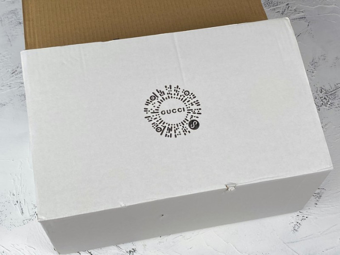 G*u*i LOW-TOP SNEAKER WHITE E1247