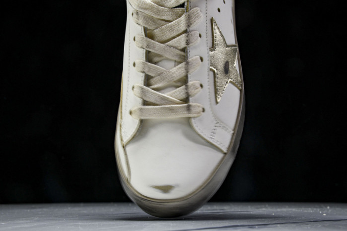 Golden Go*e S*per-Star SNEAKER GG07