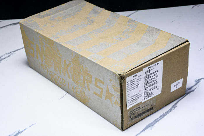 Golden Go*e S*per-Star SNEAKER GG07