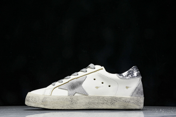 Golden Go*e S*per-Star SNEAKER GG08