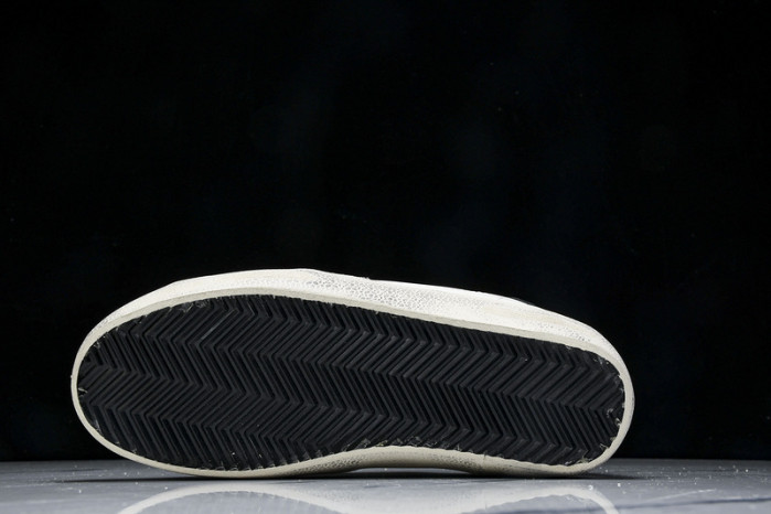 Golden Go*e S*per-Star SNEAKER GG09