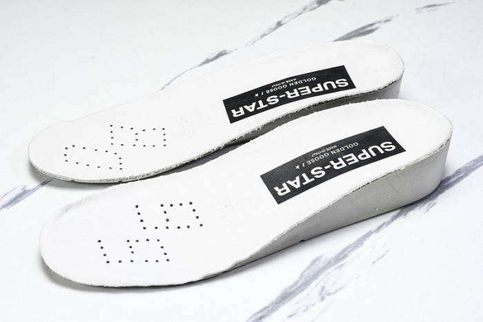 Golden Go*e S*per-Star SNEAKER GG10