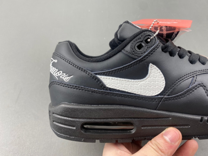 S*p*e x Nike Air Max 1 Black HF8813-001