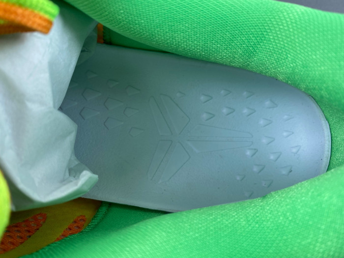 Nike Kobe 8 HM9621-900