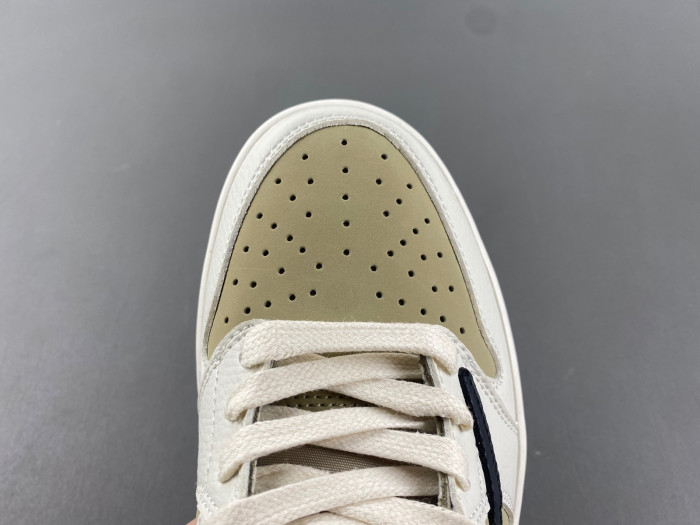 Travis Scott x Air Jordan 1 DZ137-701