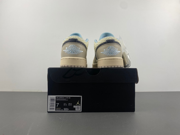 Air Jordan 1 Low “Sanddrift” HQ3440-101