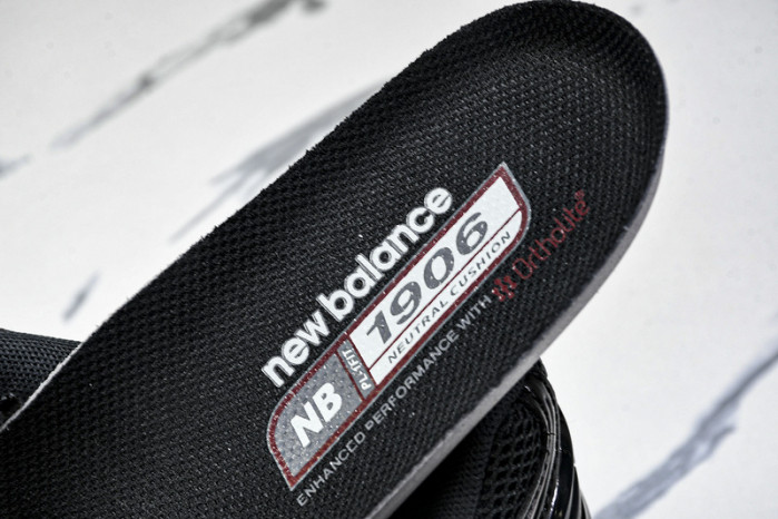 New Balance NB 1906R M1906RCB