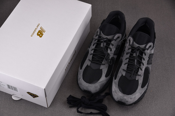 New Balance M2002RXZ