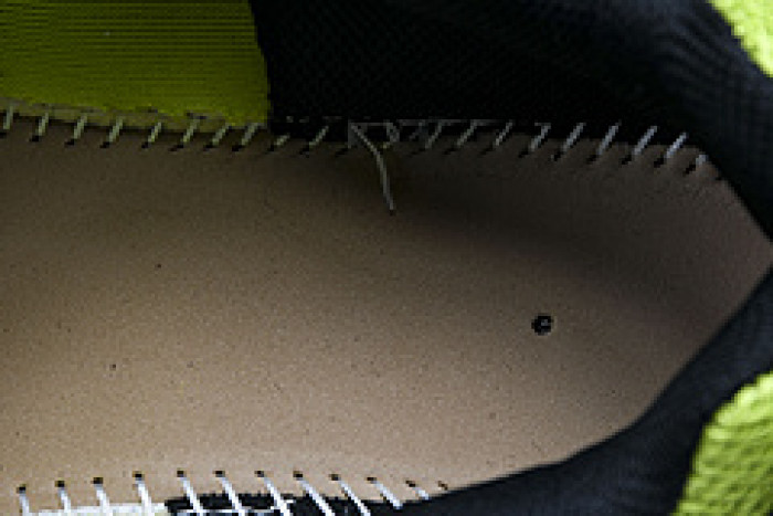 Off-White c/o Virgil Abloh