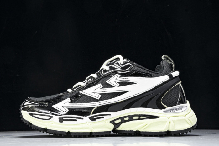 Off-White c/o Virgil Abloh