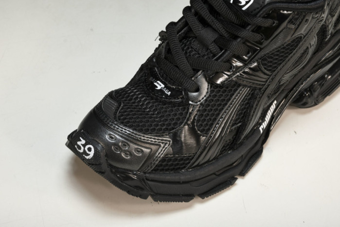 Ba*len*cia*ga Runner 772767 W3RMU9034