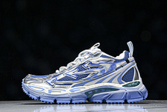 Off-White c/o Virgil Abloh