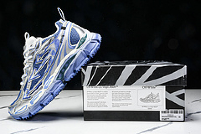 Off-White c/o Virgil Abloh