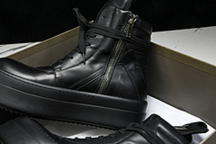 RICK OWENS SNEAKER