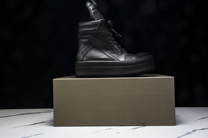 RICK OWENS SNEAKER