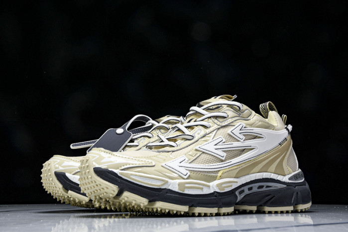 Off-White c/o Virgil Abloh