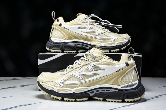 Off-White c/o Virgil Abloh