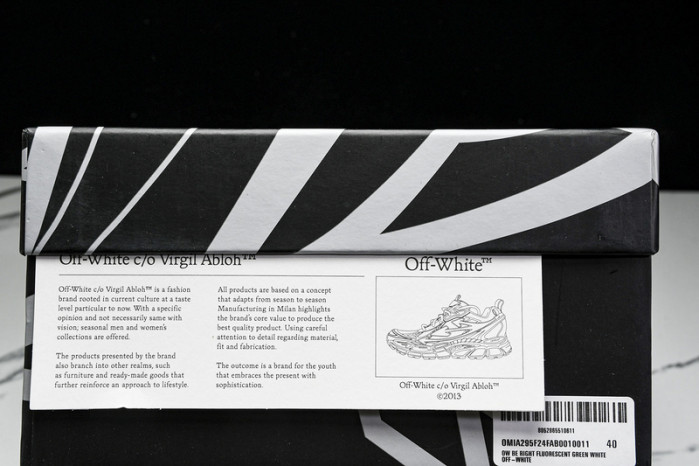 Off-White c/o Virgil Abloh